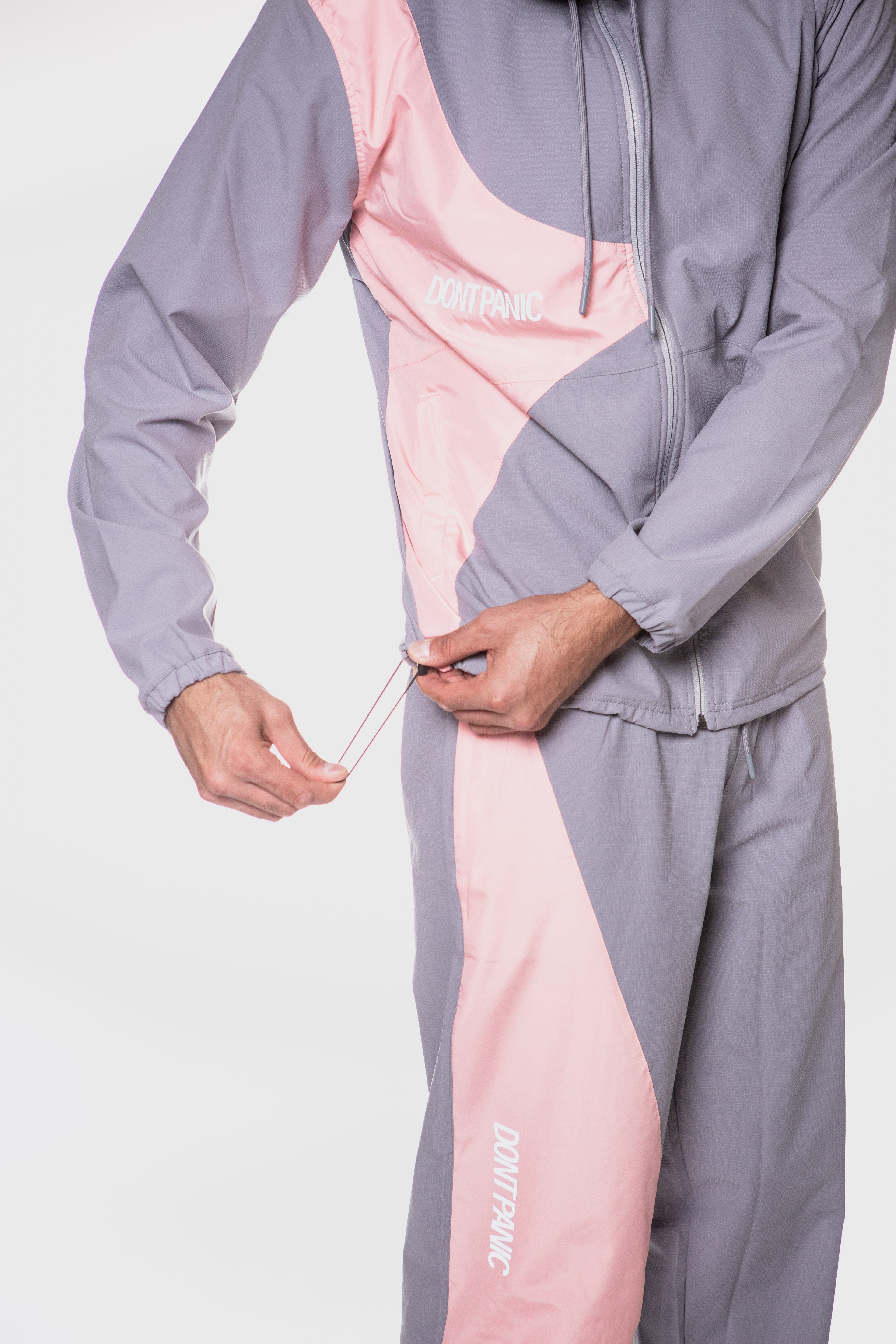 DONT PANIC TECH TRACKIE
