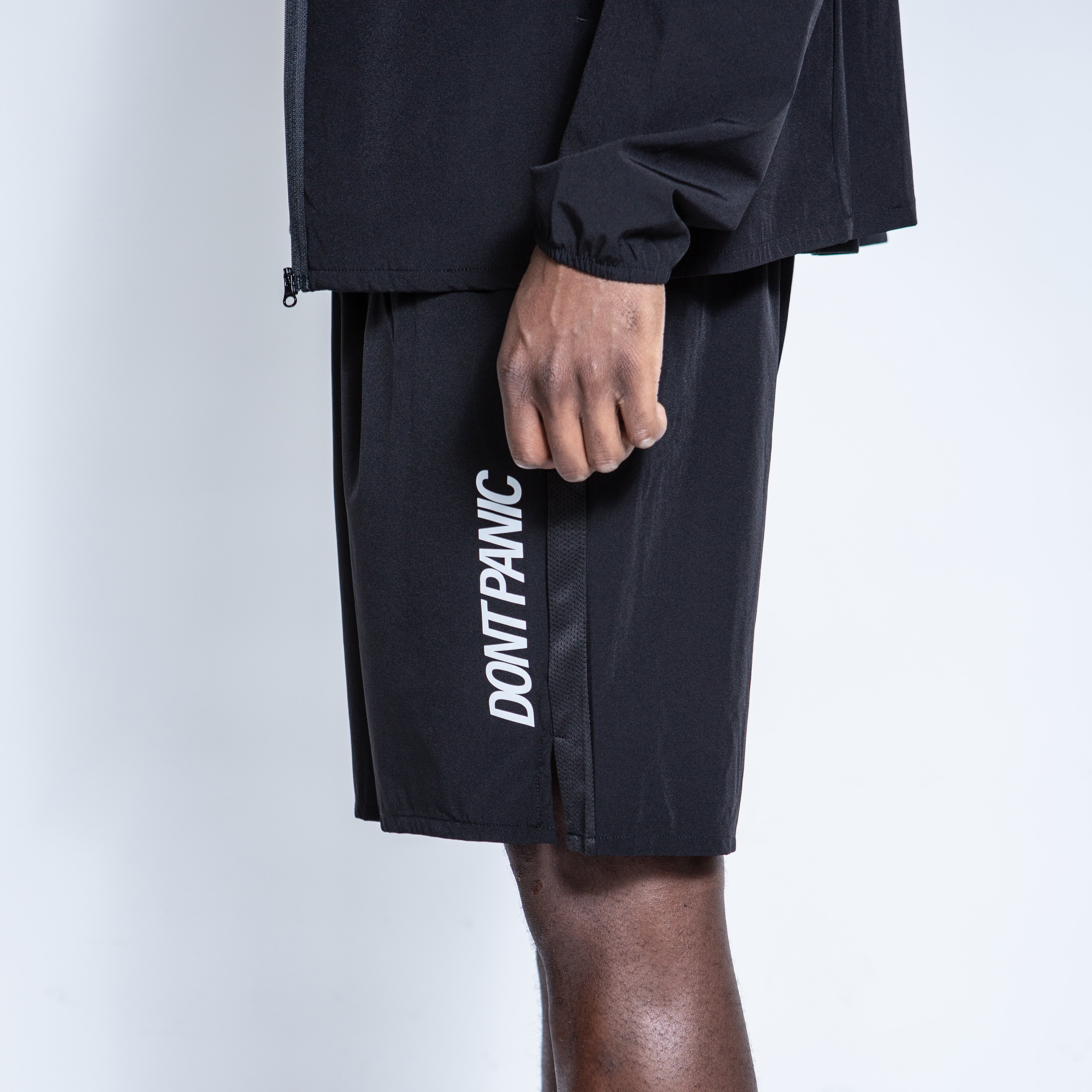 DONT PANIC SPORTS SHORTS BLACK