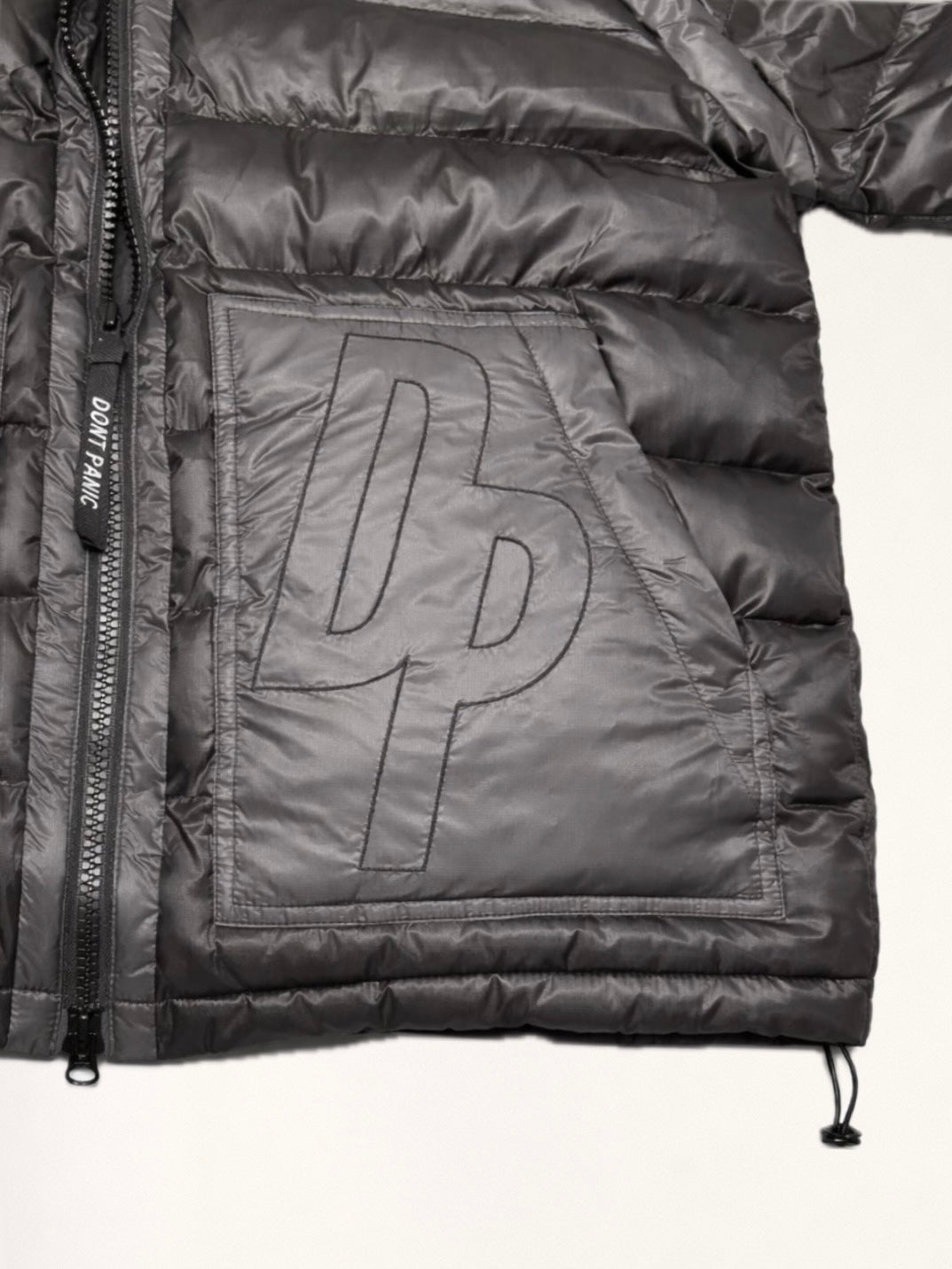 DONT PANIC LIGHT PUFFER PHANTOM BLACK